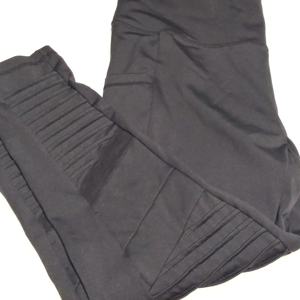 CVG Black Moto Capri Leggings sz XL